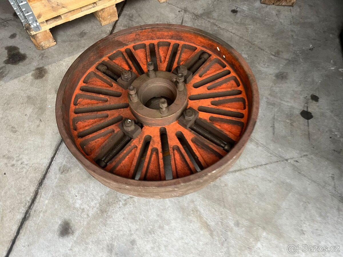 Soustruh TOS SN 71C/2000 – oběžný 710 mm - 8