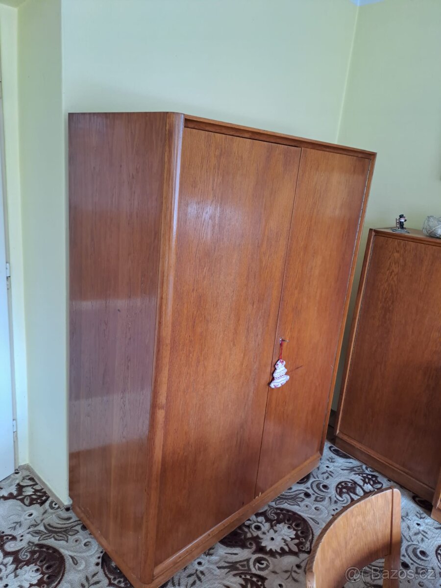 Starý nábytek po babičce - 8