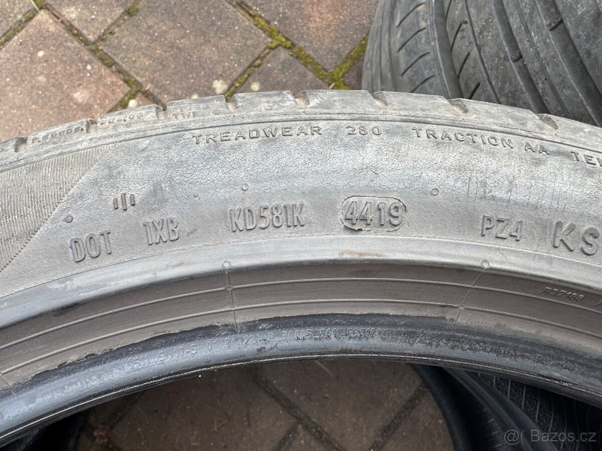 Letní sada pneu Pirelli 245/45 R20 - 8