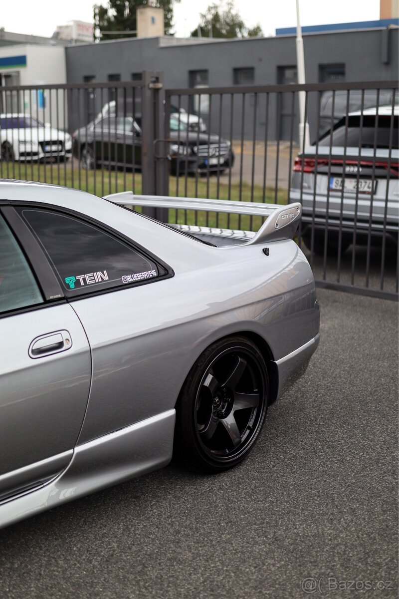 Nissan Skyline R33 RB25det - 8
