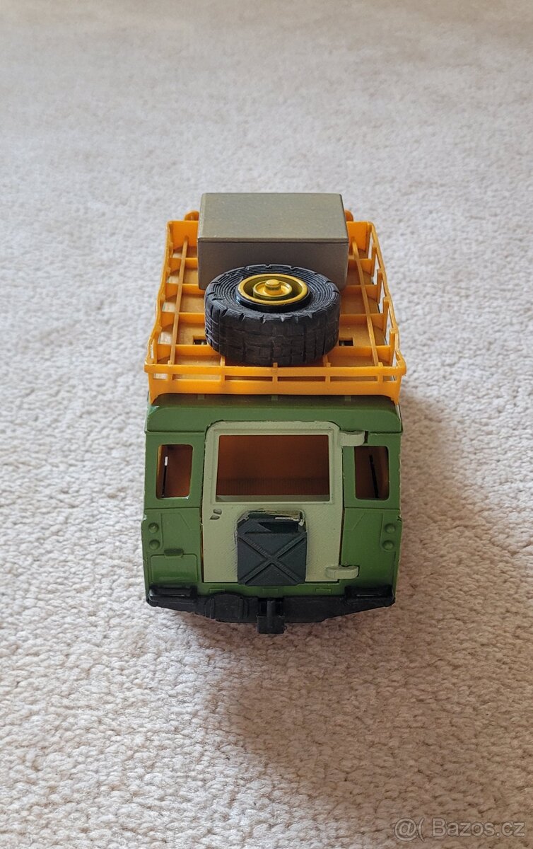 Bruder auto Land Rover - 8