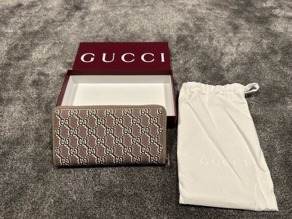 Dámská Gucci peněženka - 8