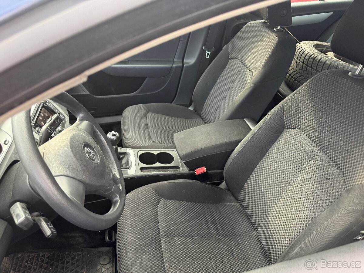 Volkswagen Passat 1.4TSI 90kw najeto 146 000km - 8