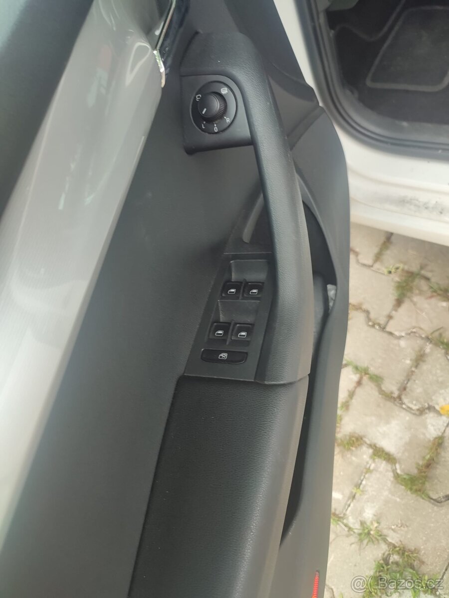 Octavia 3 2.0 TDi 110kw DSG Style - 8