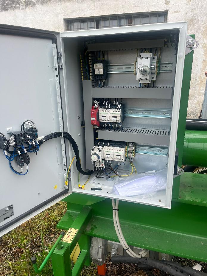 Nabízím k prodeji Štípačku Tark -50 - 8