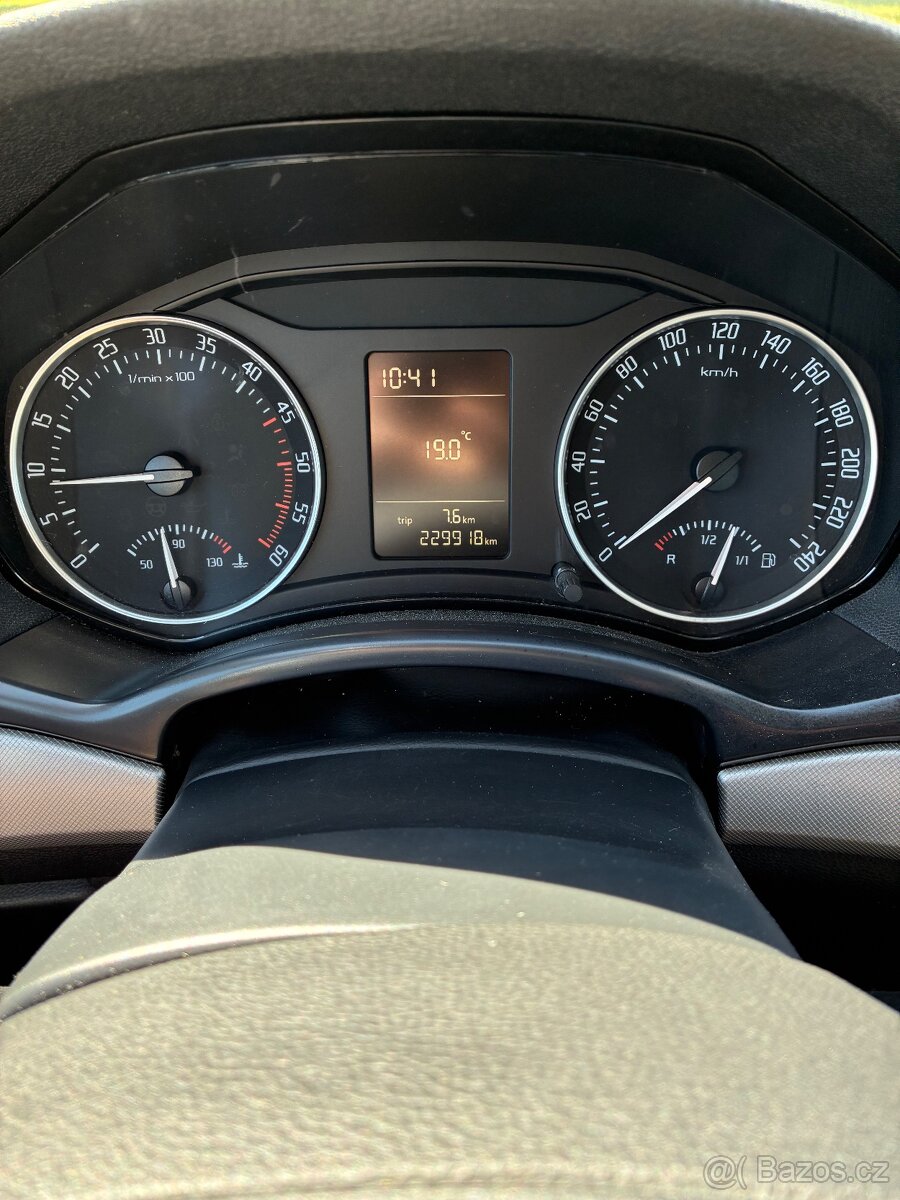 Škoda Octavia 2.0 TDI 103 kw - 8