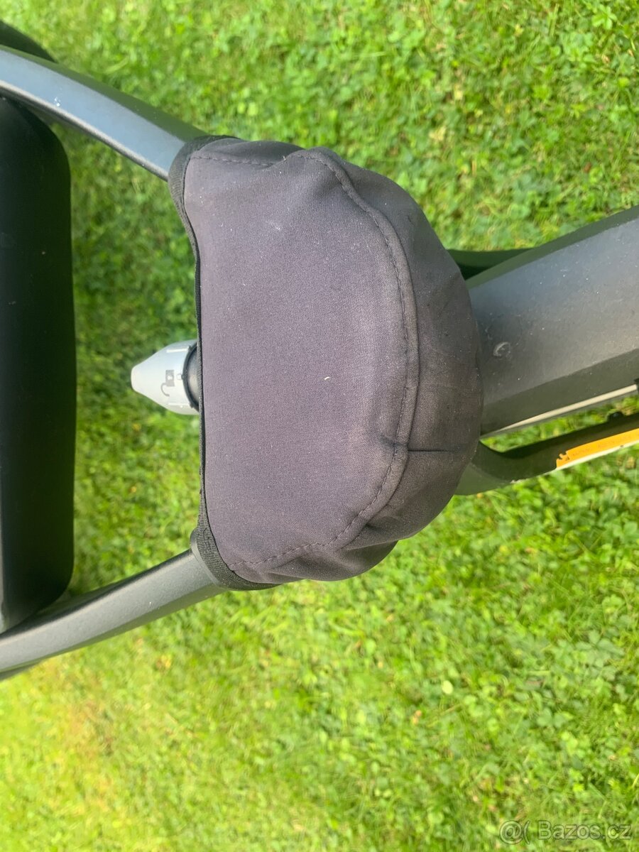 Thule Urban Glide 2, sada + kočárek Petit&Mars - 8