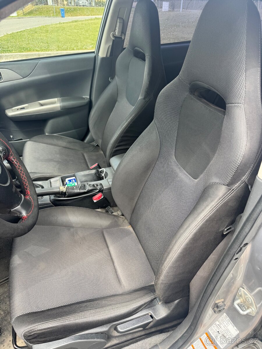 Subaru Impreza Wrx - 8