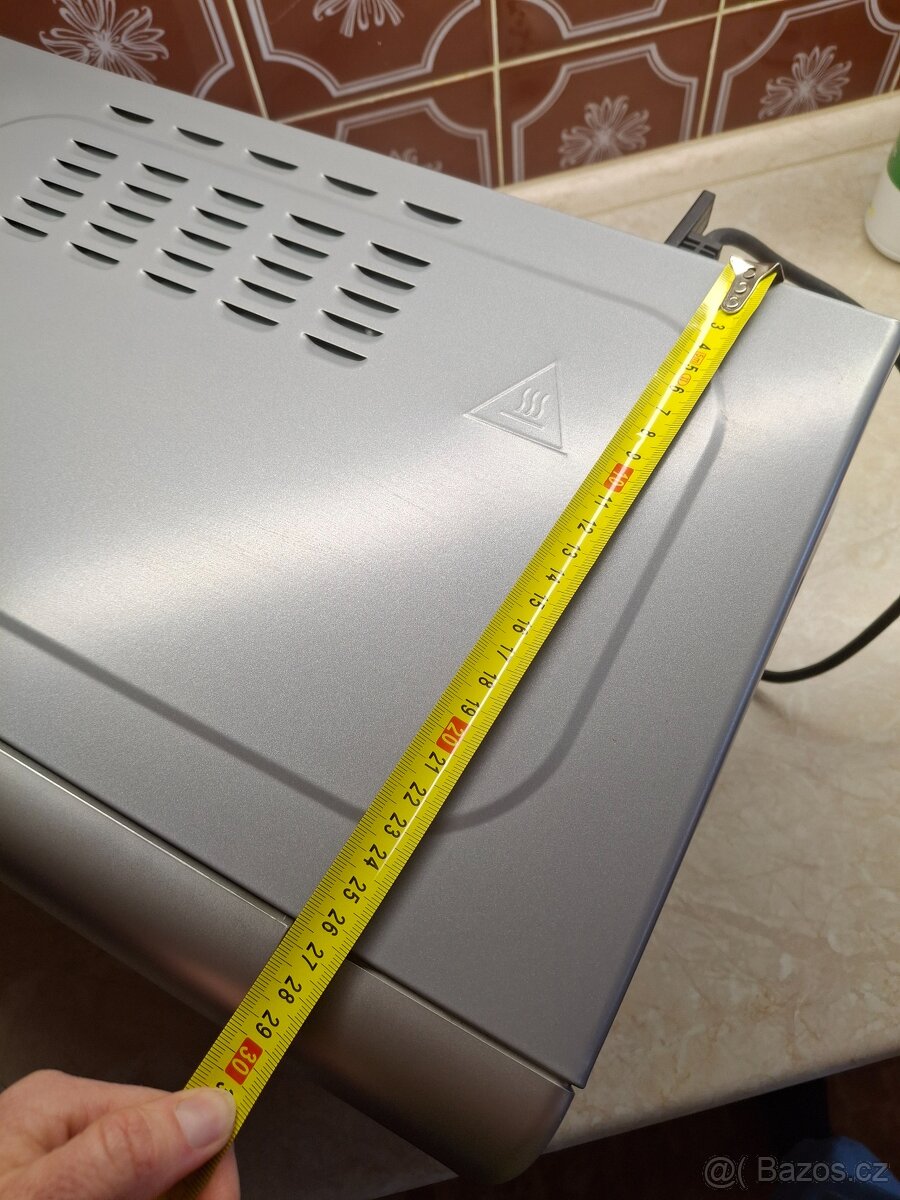 Mikrovlnka Whirlpool jako nová - 8