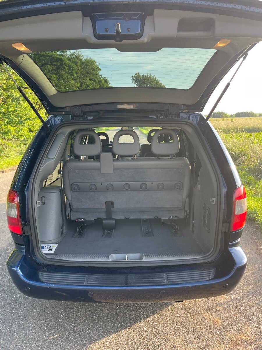 Chrysler Grand Voyager - 8