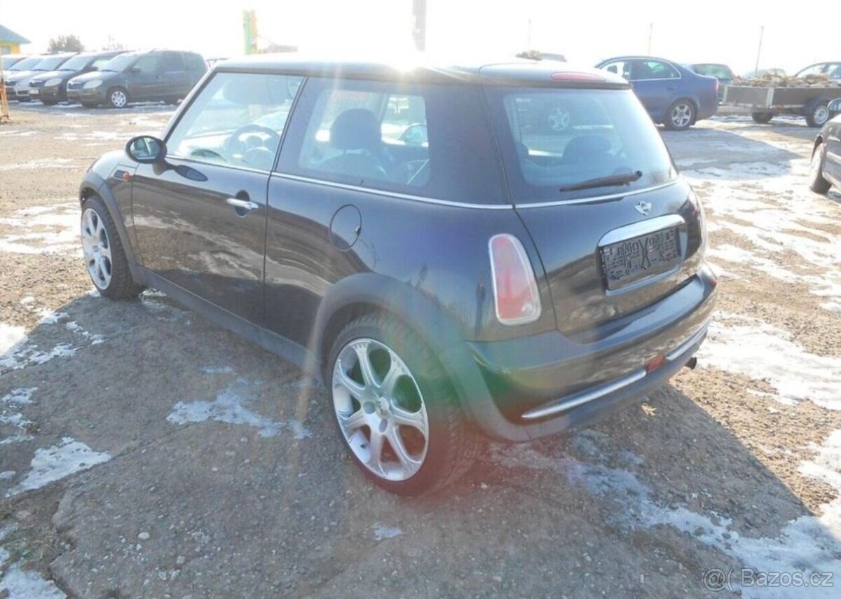 Mini One 1,6 66 kW Serviska KLIMA benzín - 8