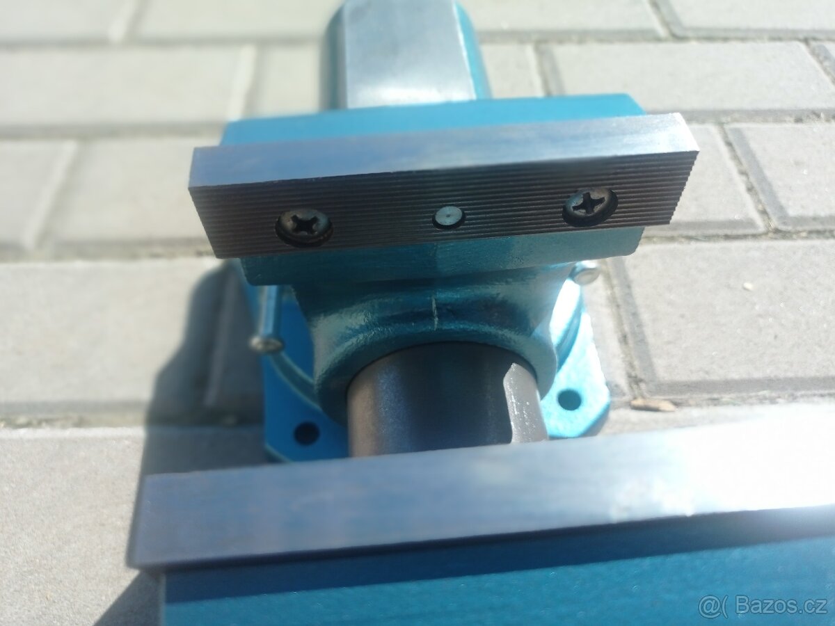 Svěrák York 100L - 8