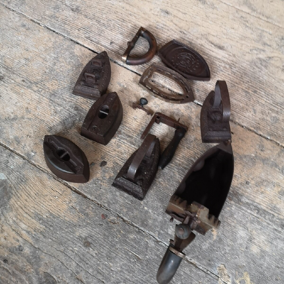 Staré žehličky - 8