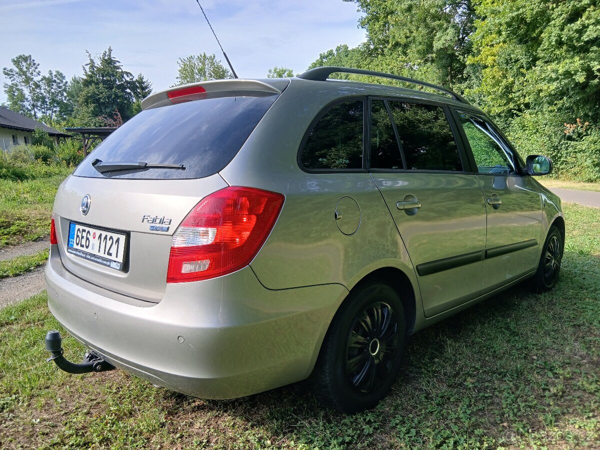 Škoda fabia 2 facelift 1.2 TSI elegance - 8