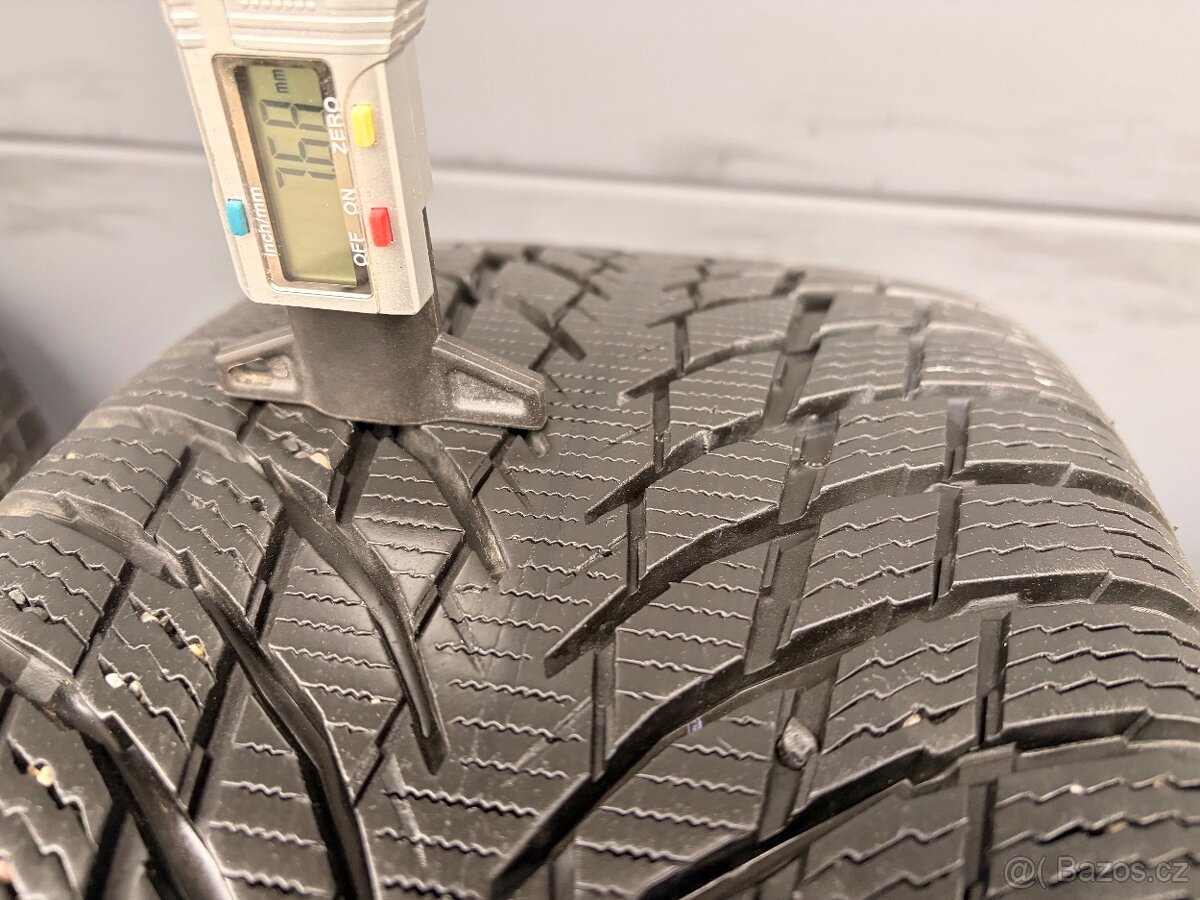 Zimní originál Škoda Superb 235/45 r18 - 8