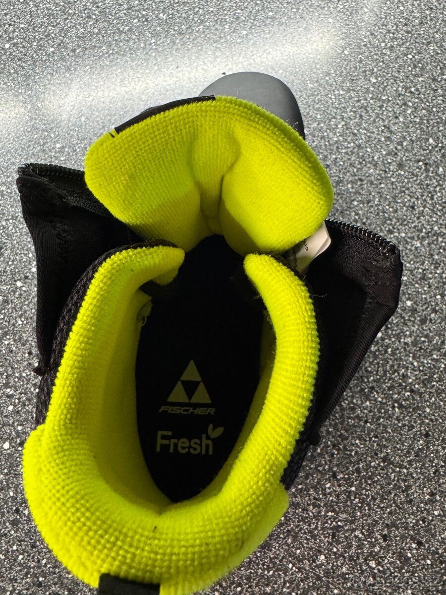 Fischer XJ Sprint bezkarske boty vel.38 - 8
