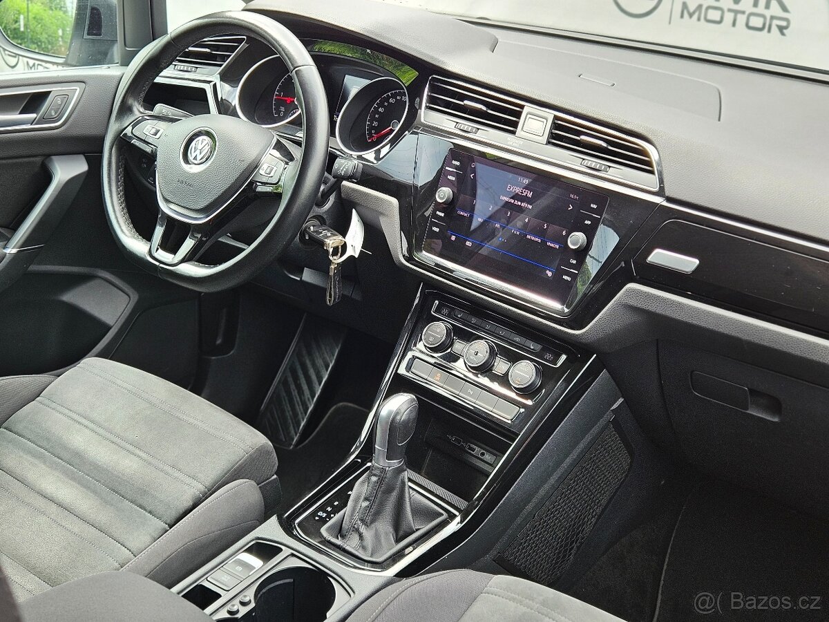 VW Touran HIGHLINE 2.0TDI 110kW DSG ACC LED ALCANTARA 2019 - 8