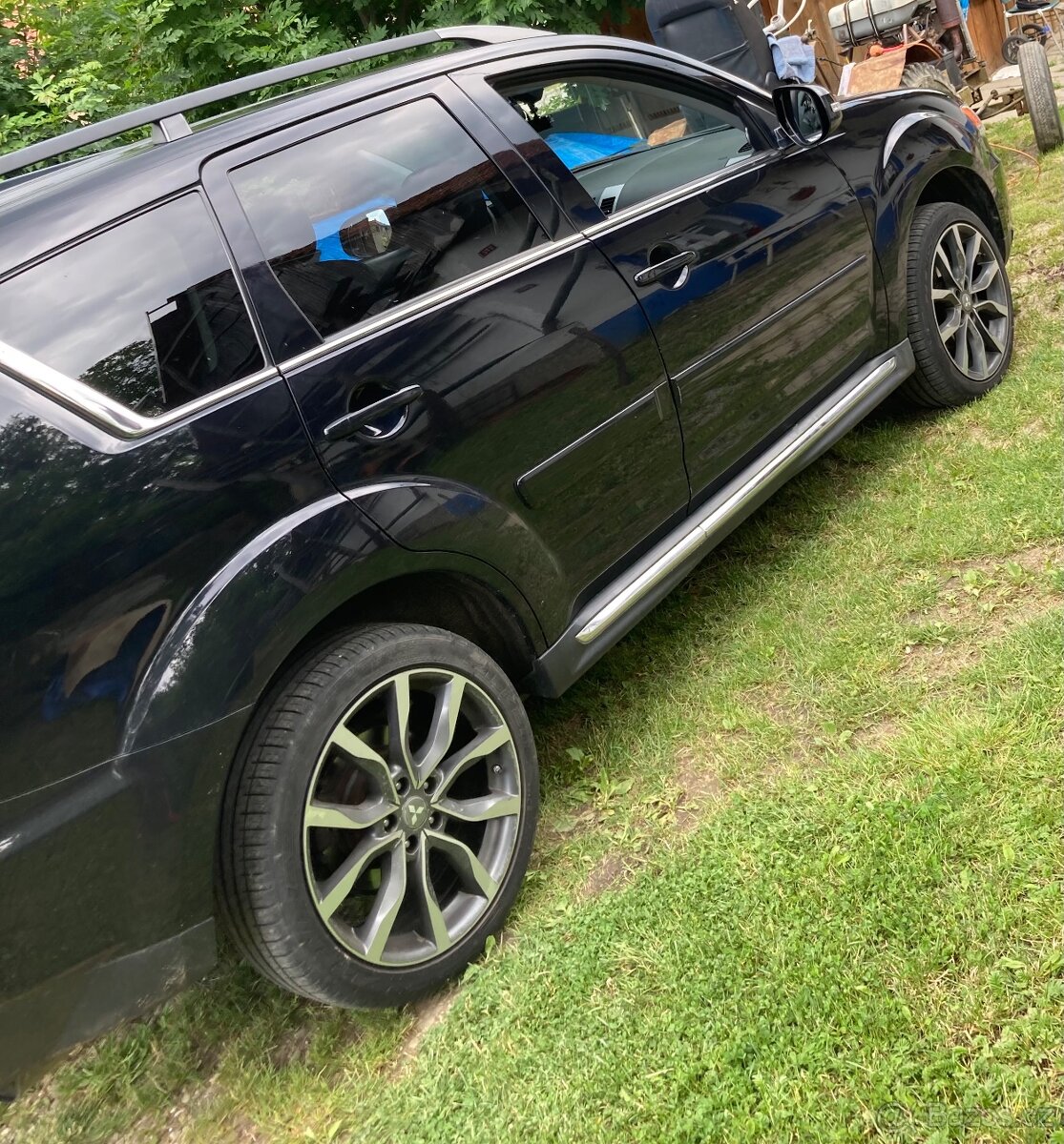 Mitsubishi Outlander 2.2 Di-D 115kW - 8