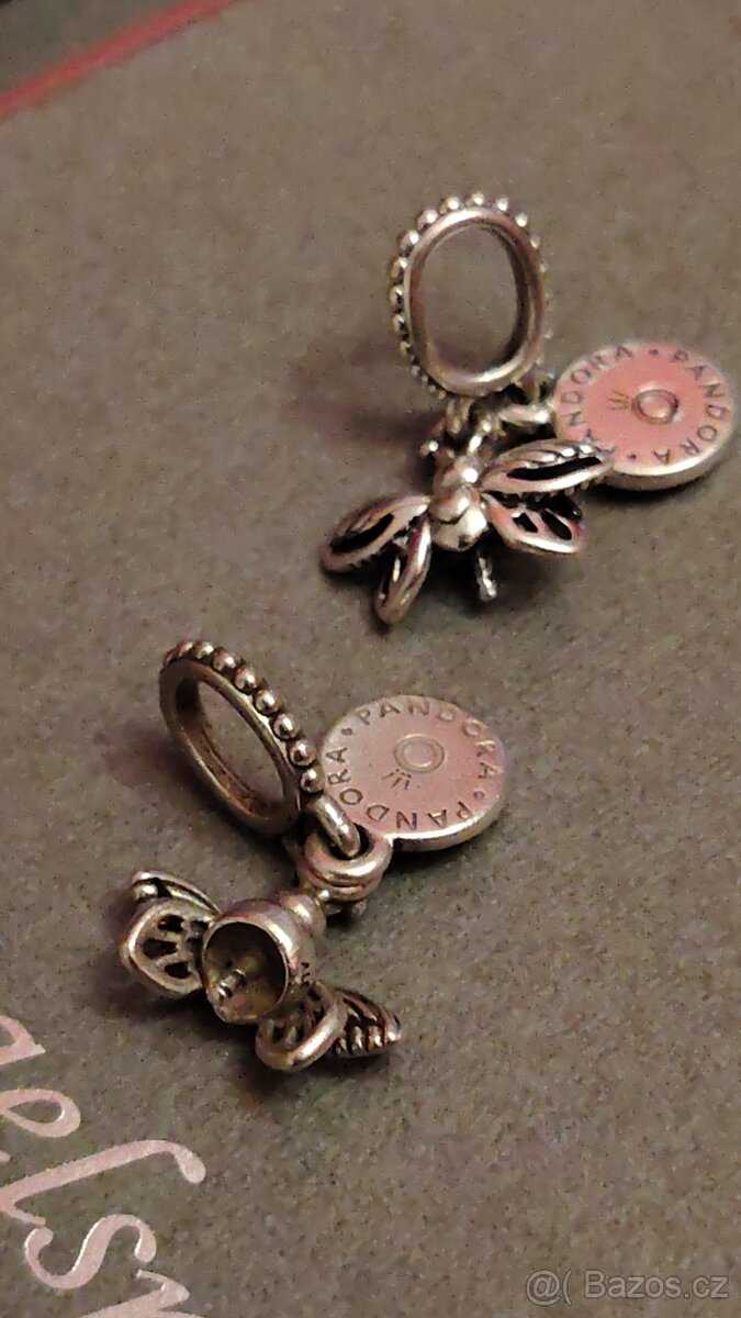 Dva přívěsky pandora - 8