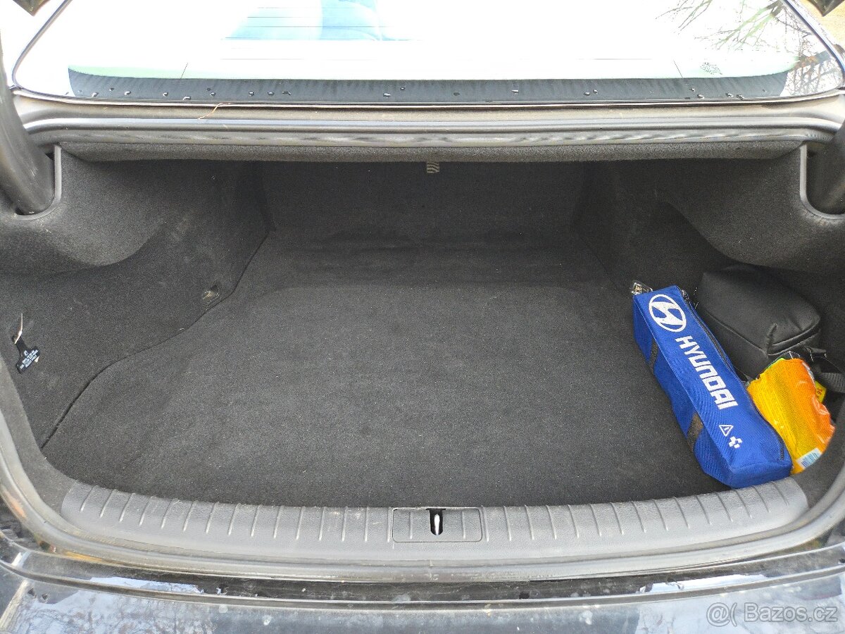 Hyundai Genesis 232kw 2015 - 8