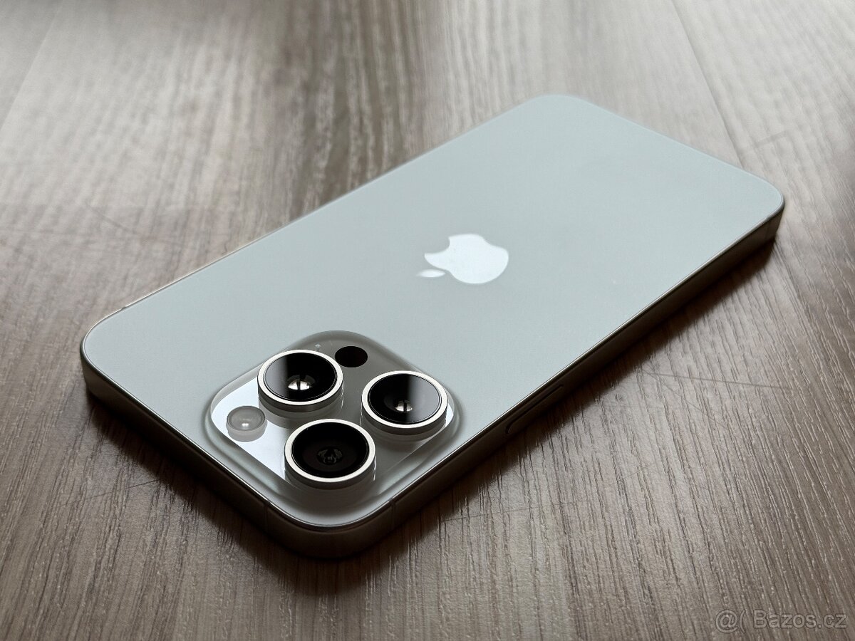 Apple iPhone 15 Pro Max 256Gb Bílý Titan - TOP - 8