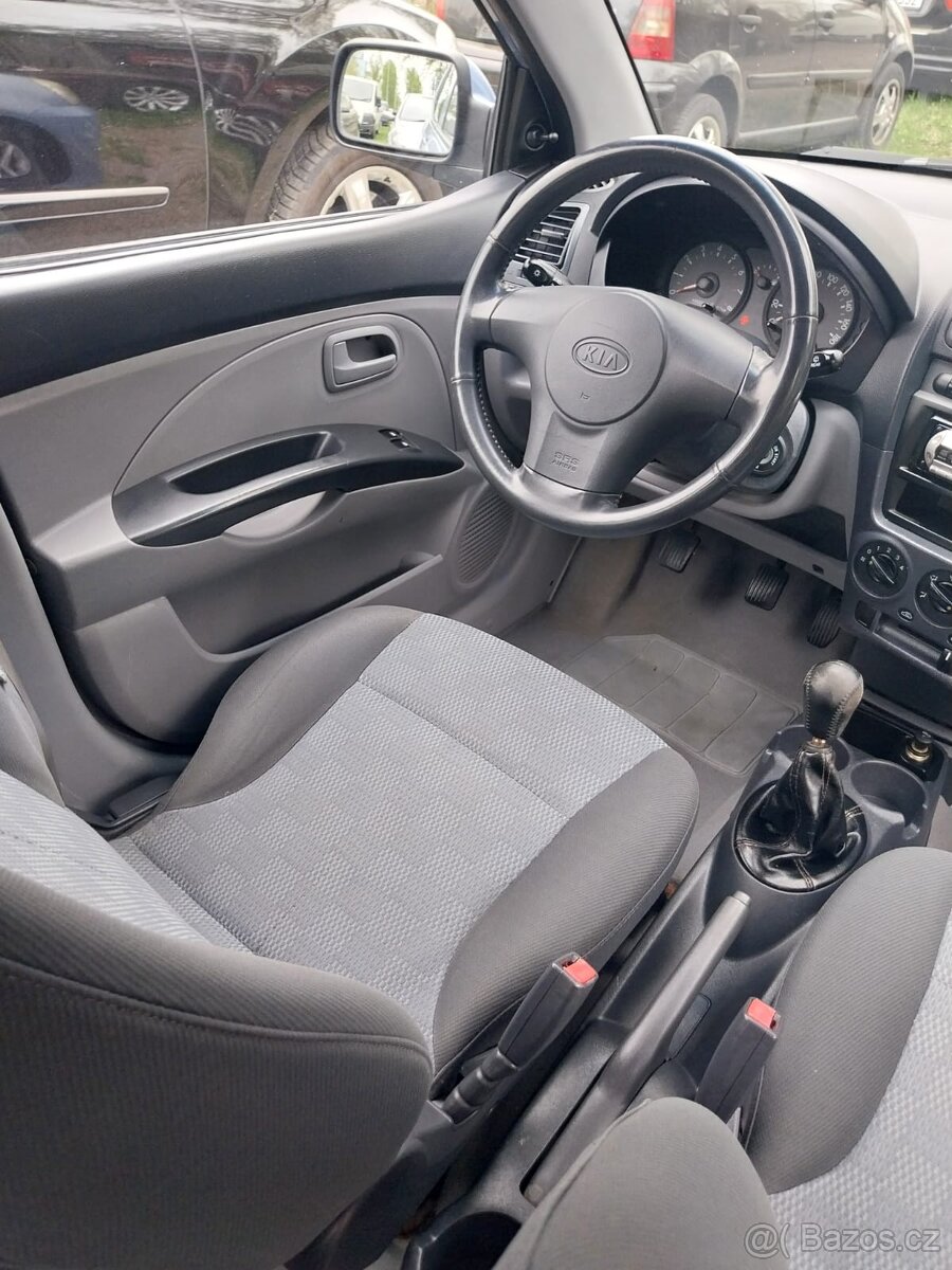 Kia Picanto 1,1i 48 kW - 8