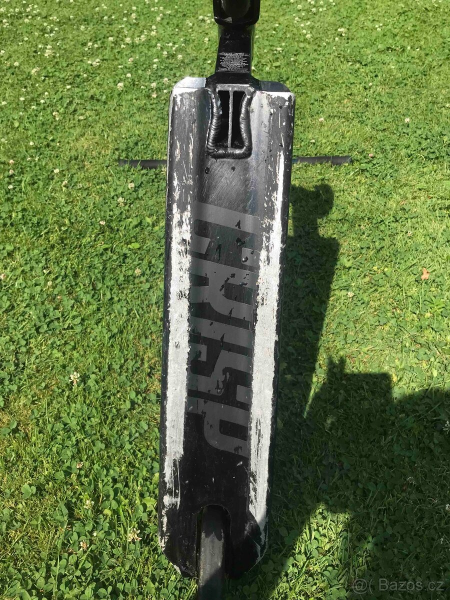 Freestyle koloběžka CRISP Blaster | BLACK-BLUE CRACKING - 8