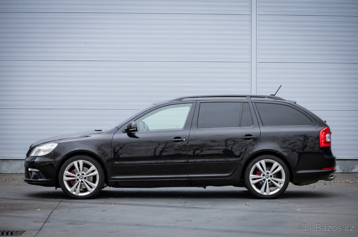 Škoda Octavia Combi RS 147kW DSG 2011 - 8