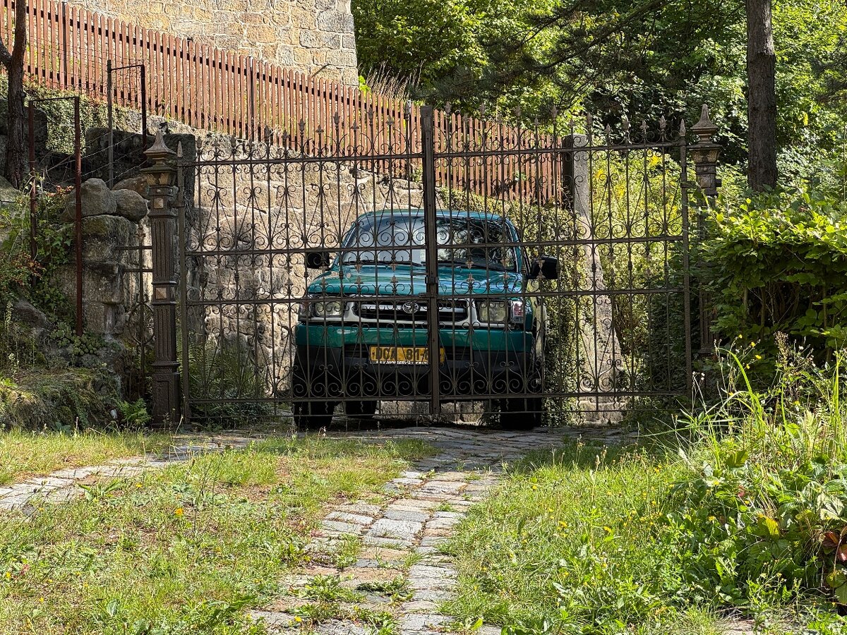 Toyota Hilux 2000 - 8