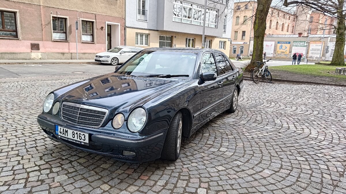 E 270 cdi - MANUÁL - 8
