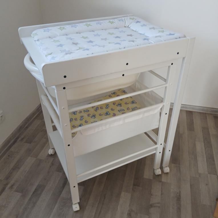 Kočárek, houpátko, postýlka, přebalovací pult... - 8