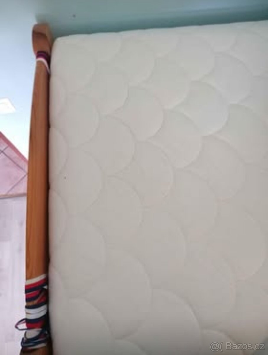 Vyvýšená postel s úložným prostorem - 8