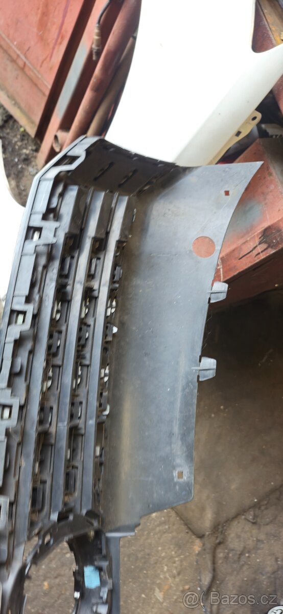 Maska mrizka narazniku vw passat B7 3AA853651 - 8