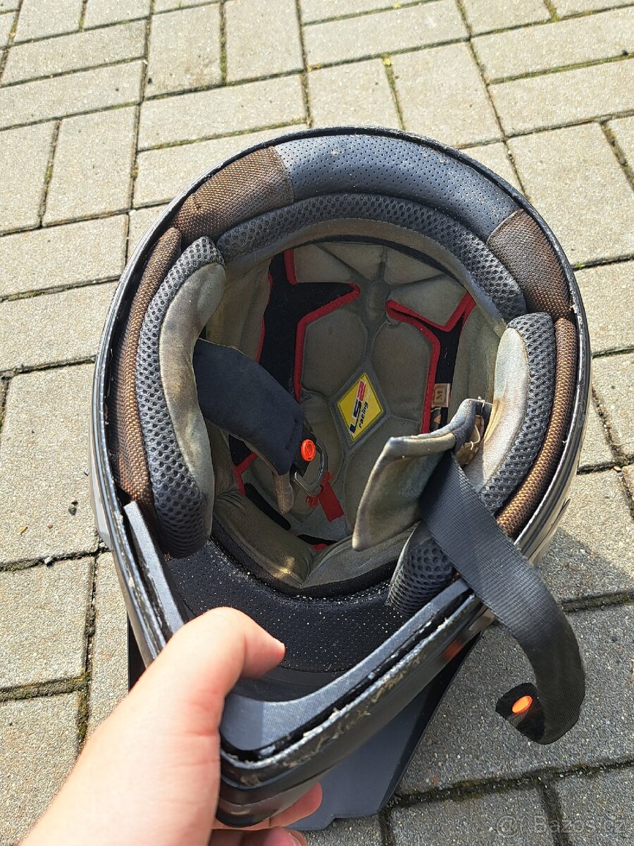 Integrální přilba LS2- VEL. M (57-58 cm) - 8