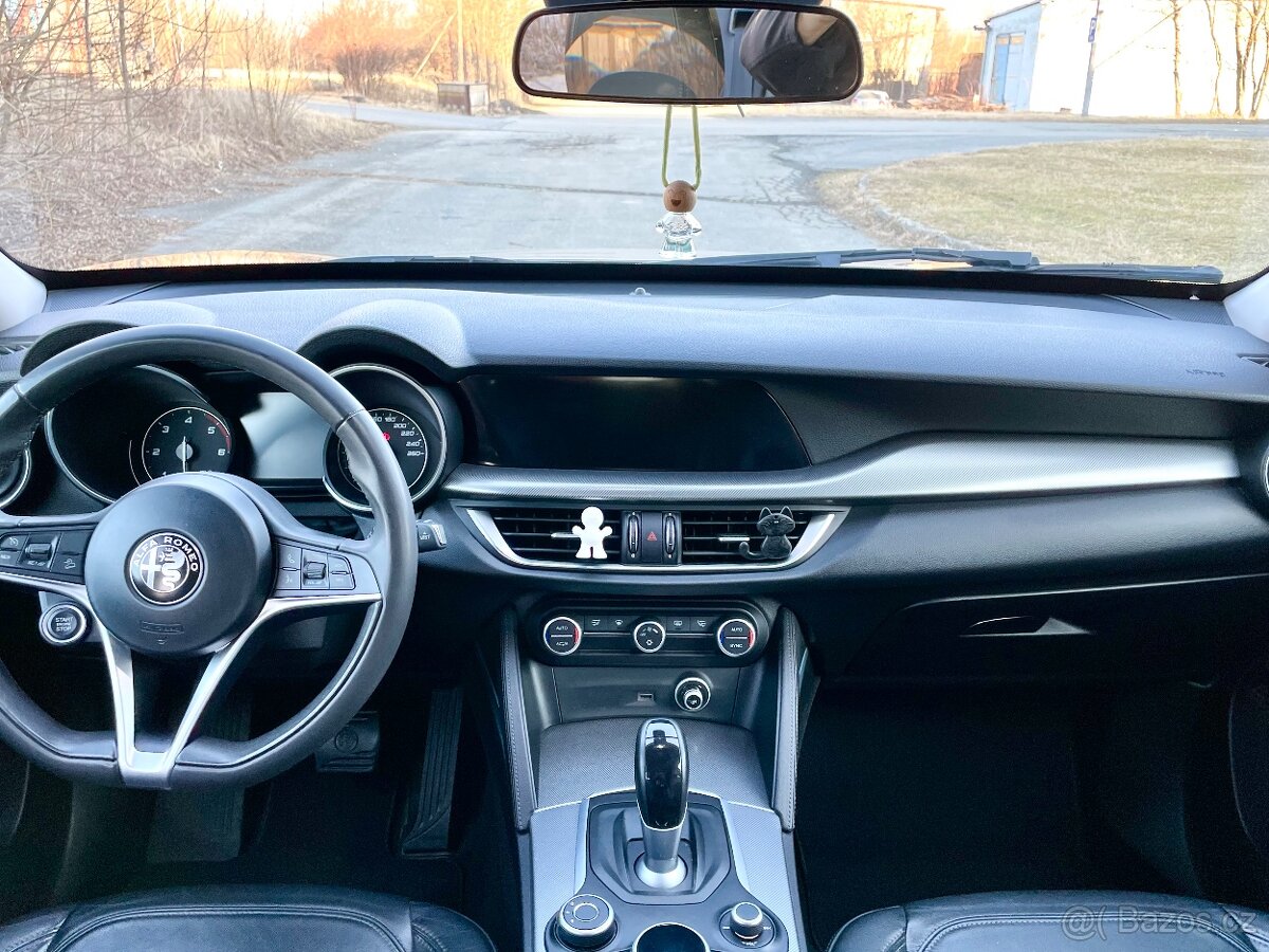ALFA ROMEO STELVIO 2.2 JTDM 132KW, ALU 18 LÁT/KŮŽE - 8