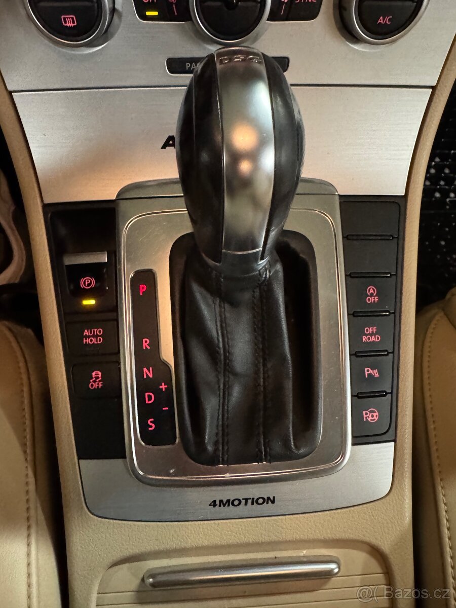 Volkswagen Passat B7 Alltrack 2.0 TDI (2012) - 8