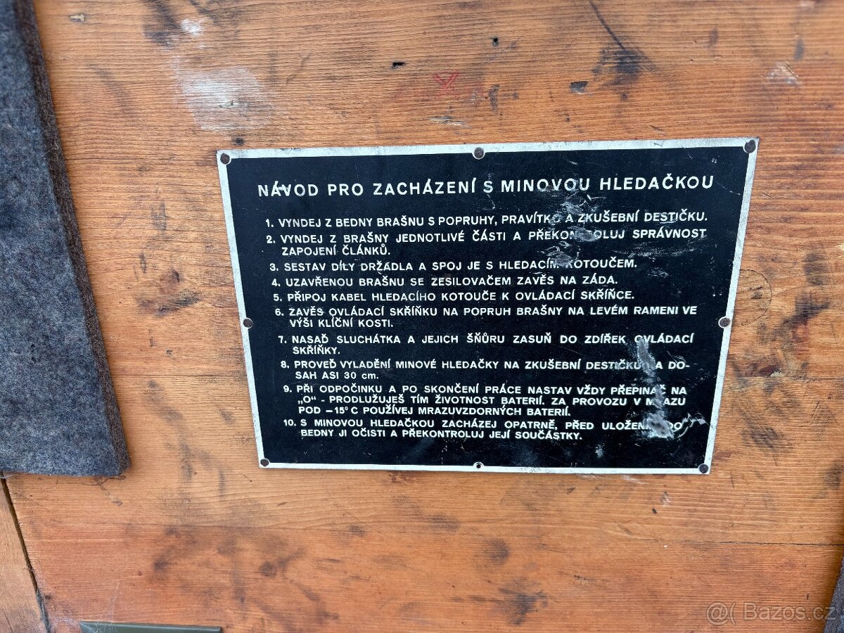 Vojenské armádní dřevěné bedny - 8