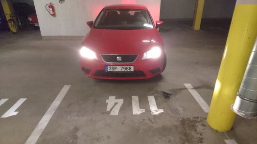 Benešov parking auto či moto v teple - 8