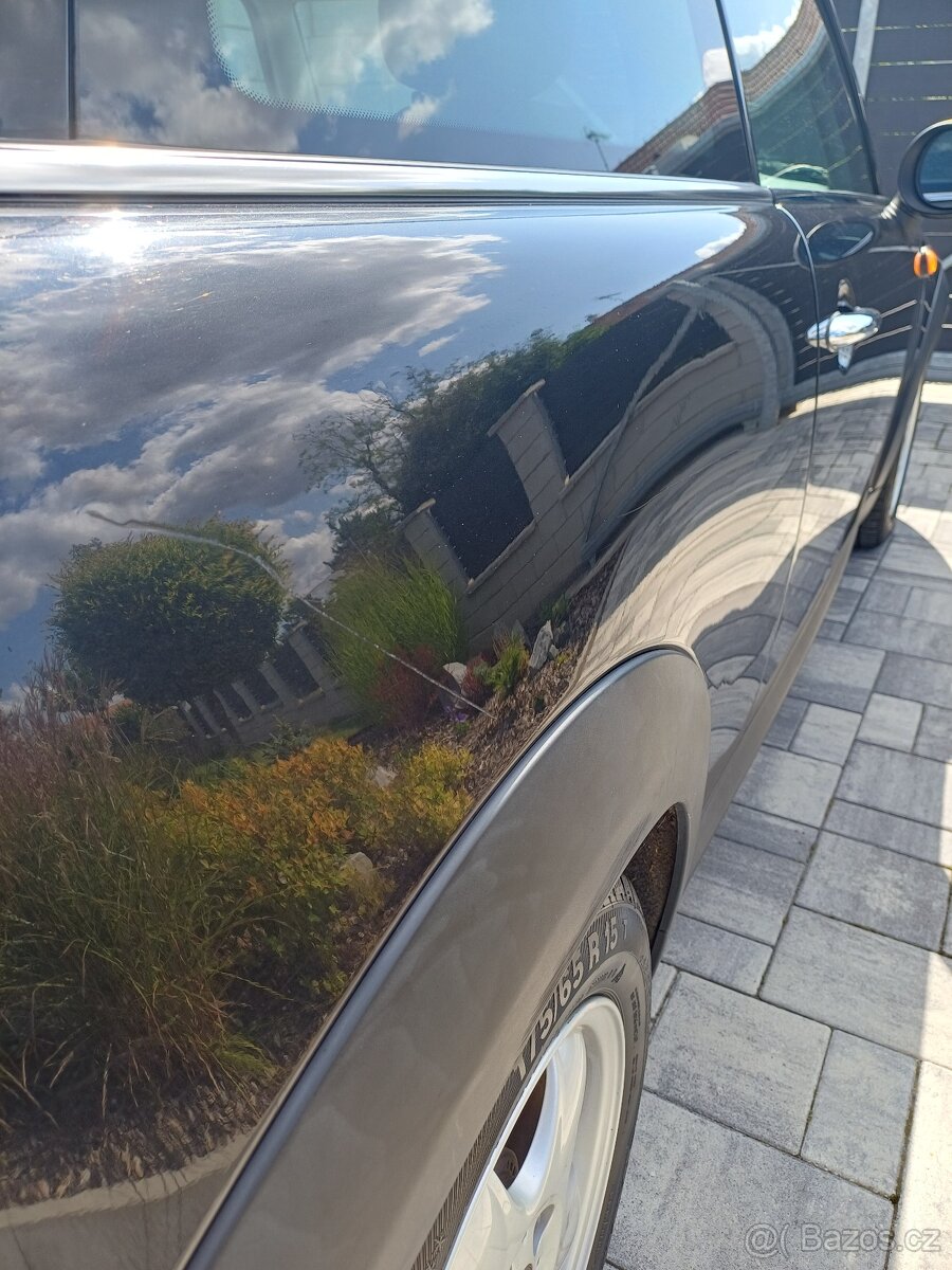 MINI Cooper 1.6i 88kW 2007 bez STK - 8