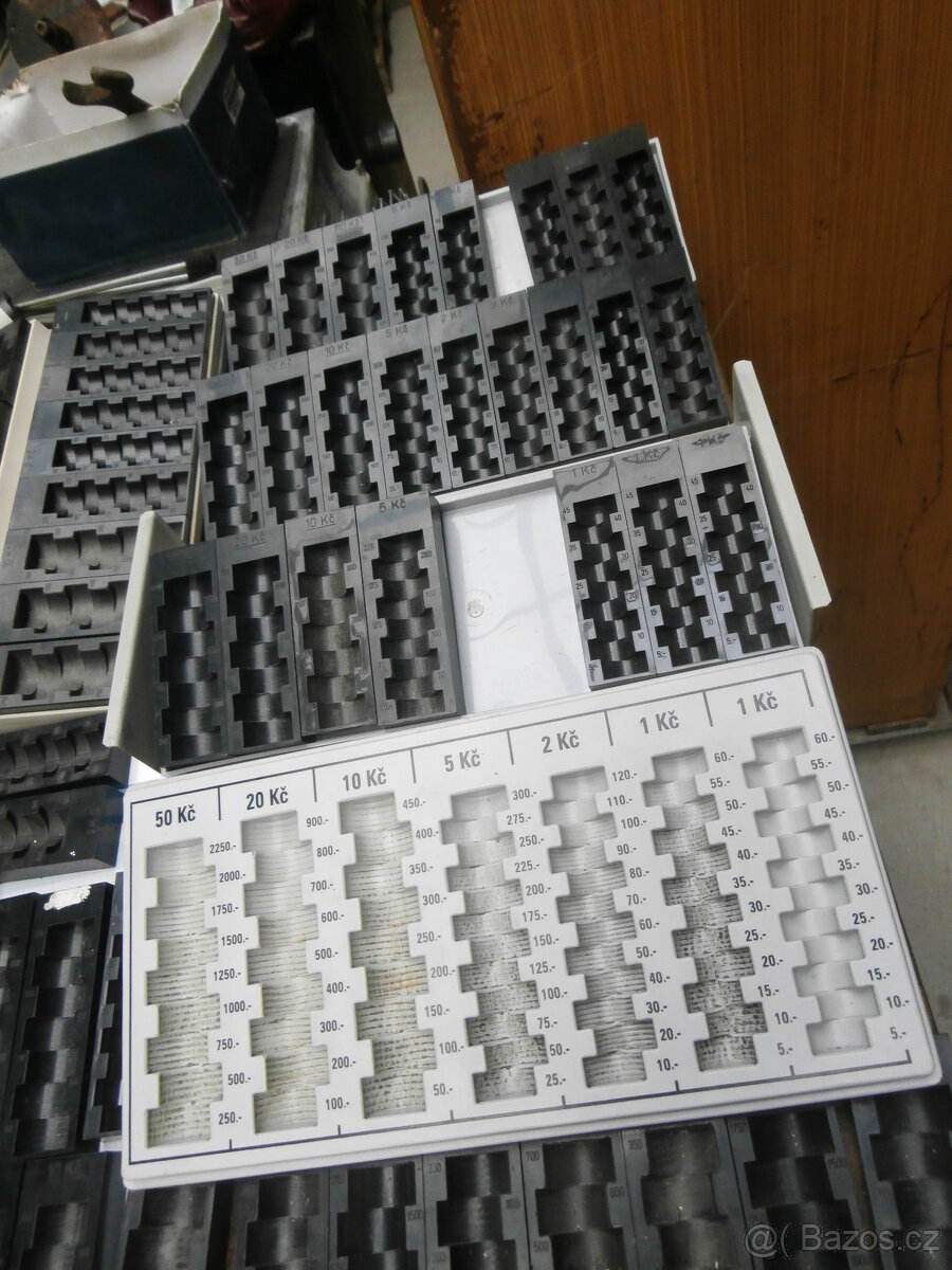 Mincovníky pokladní plastové použité za 300 kč - 8