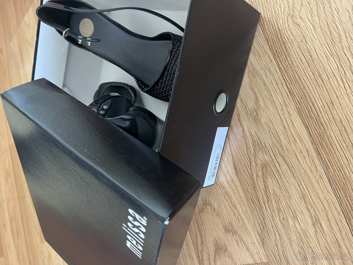 Elegantní boty na podpatku Melissa - 8