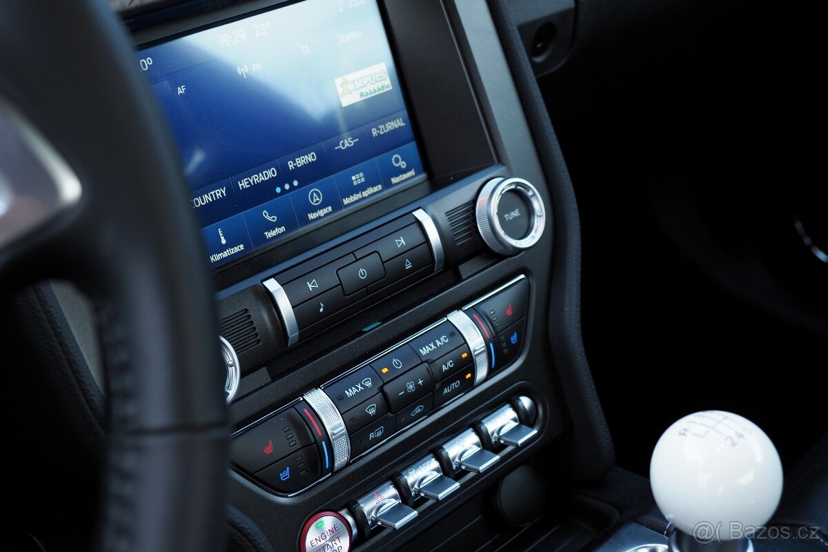 Ford Mustang MACH 1 sběratelský kousek - 8