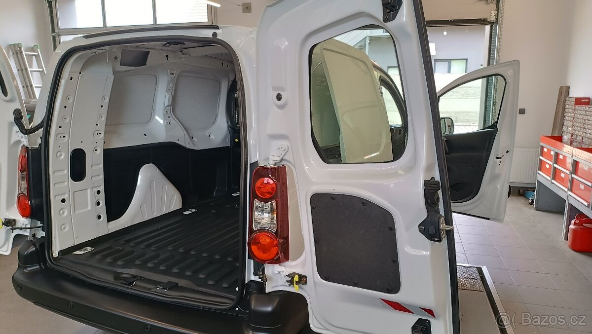 Citroen Berlingo 1.6 HDi L2 73Kw r.v.2017 Pravidelný Servis - 8