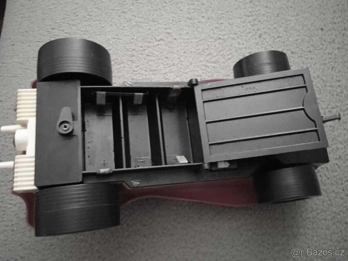 Stará ruská hračka auto - 8