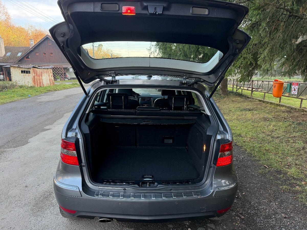 Mercedes Benz B200 - 8