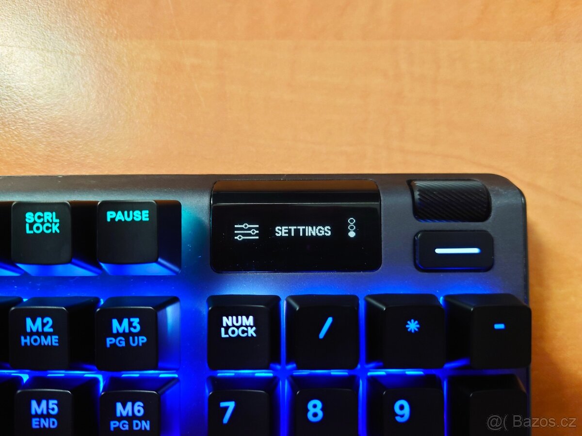 SteelSeries Apex 5 US - 8