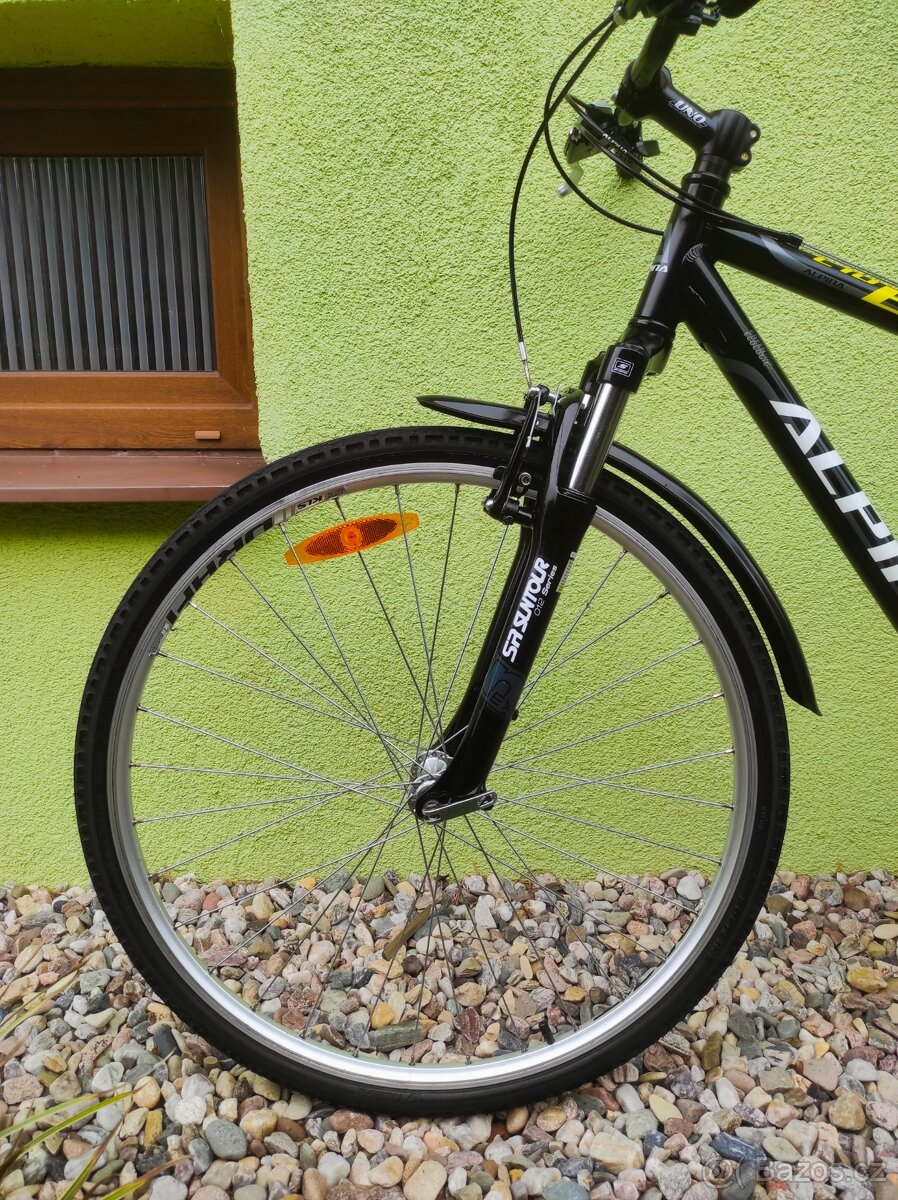 Značkové trekové kolo Kellys 28"/17" - 8