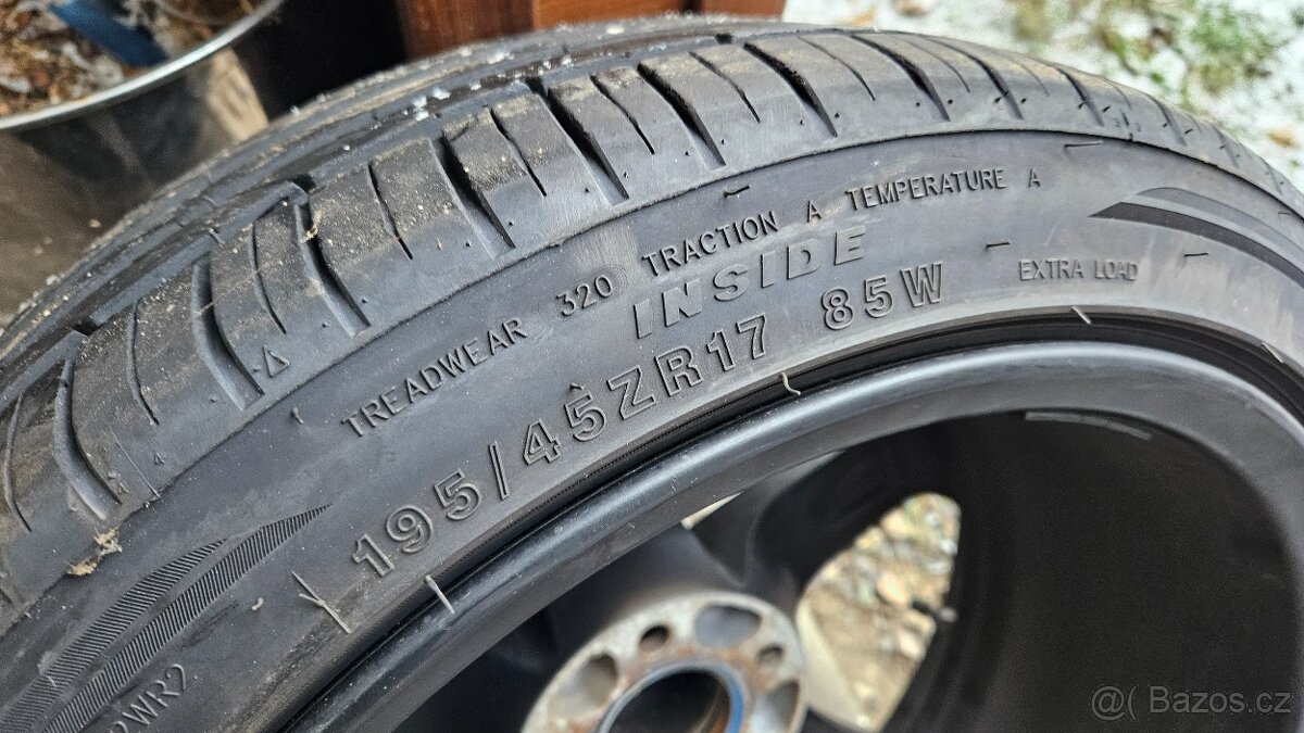 Letní Sada Alu 5x112 195/45 R17 Dezent - 8