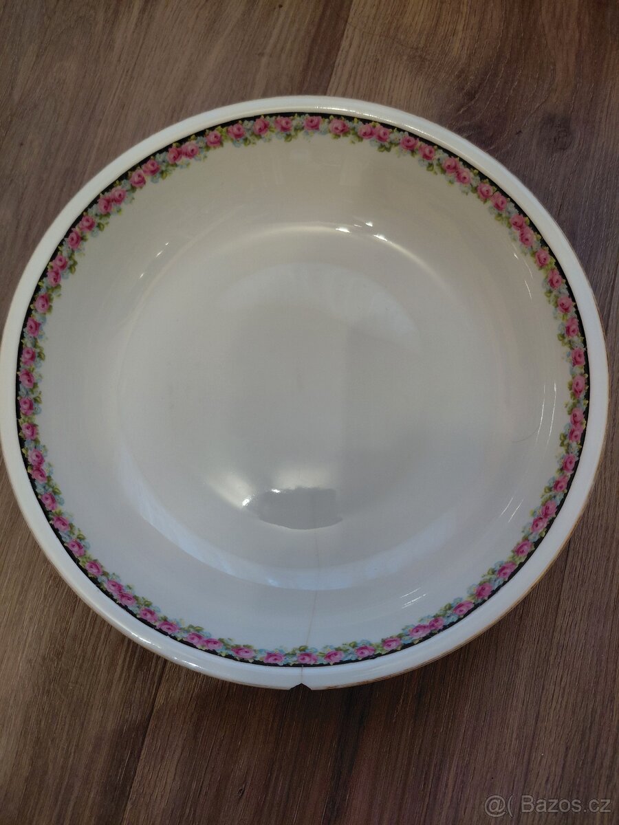 Sada porcelánového nádobí - 8