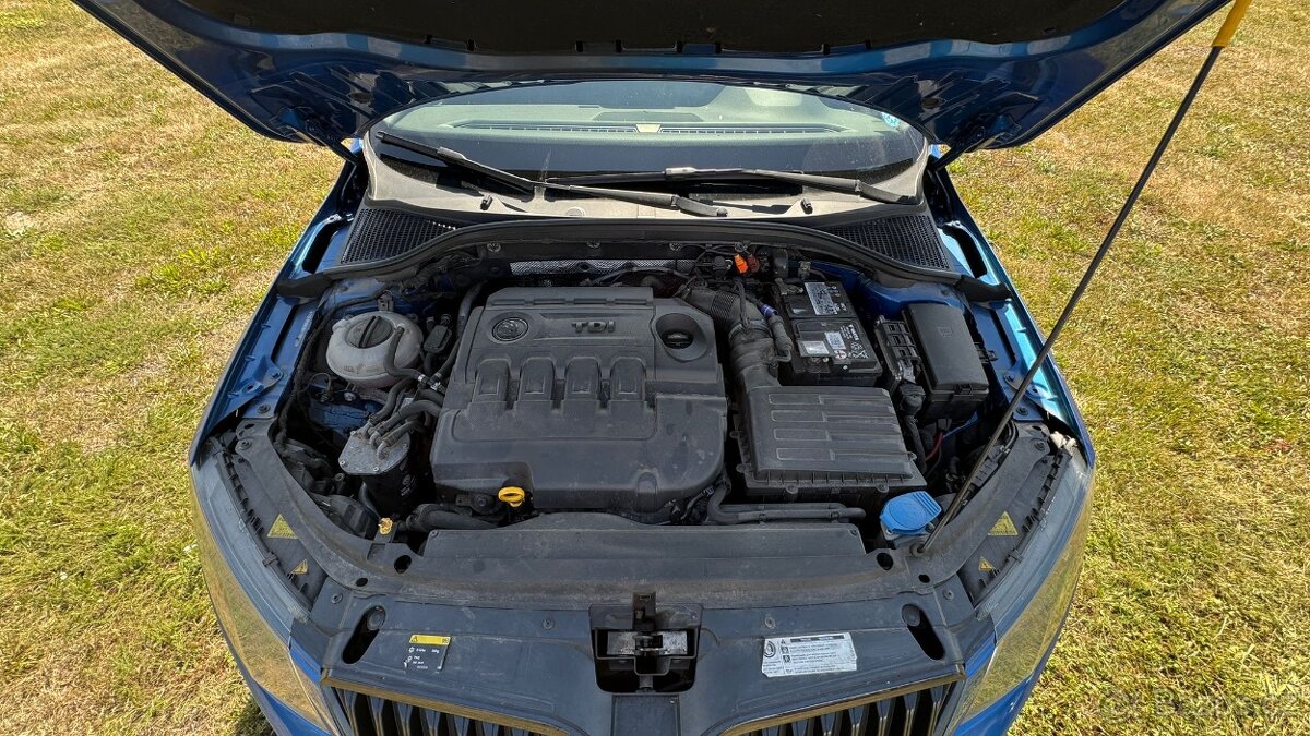 Škoda octavia 3 rs - 8